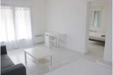 Appartement 3 pièces 1190 €