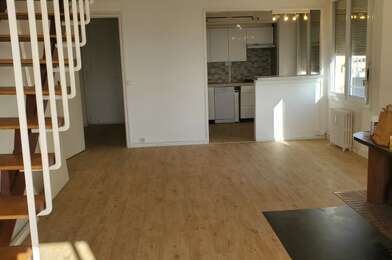 Appartement 4 pièces 1300 €