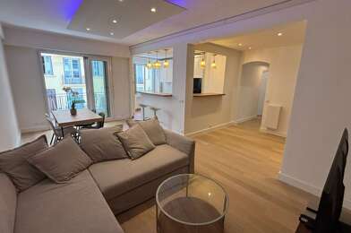 Appartement 3 pièces 2500 €