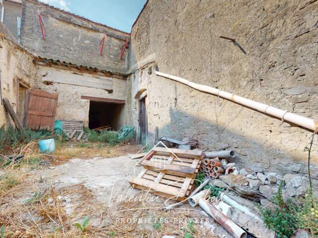 CONQUES SUR ORBIEL - REMISE - JARDIN - ATELIER — photo du bien