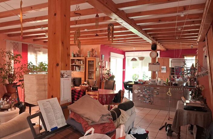 Coubon(43), maison de 240 m2 habitables, 4 chambres sur 1440 m2 de terrain — photo 3