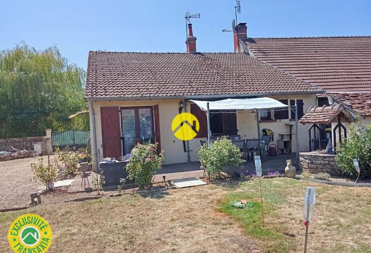 Maison mitoyenne d'un côté — photo 1