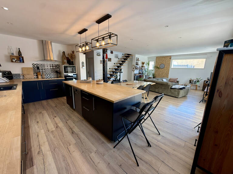 GALLARGUES-LE-MONTUEUX   Villa familiale 140 m2   4 chambres — photo 1