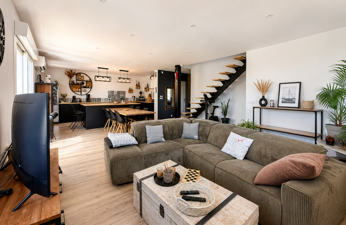 GALLARGUES-LE-MONTUEUX   Villa familiale 140 m2   4 chambres — photo 2
