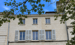 Immeuble  121 m² à vendre à Niort (79000)