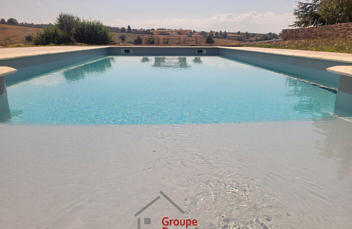 Vente maison 9 pièces 245 m² Coutouvre (42460) — photo 2