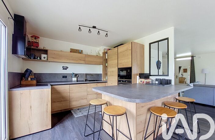 Vente Maison/villa 6 pièces — photo 2