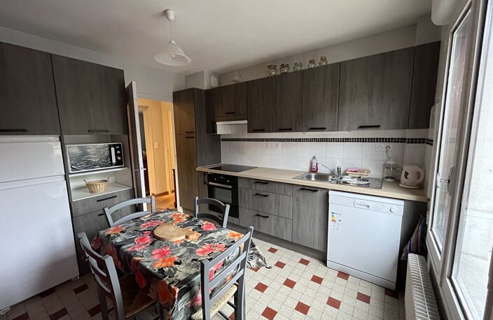 Appartement T4 avec balcon — photo 4