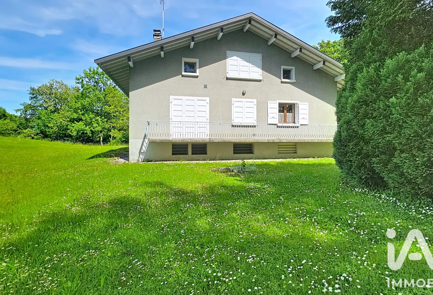 Vente Maison/villa 8 pièces — photo 1
