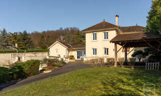 Maison 9 Pièces 300 m² à vendre à Reyrieux (01600)