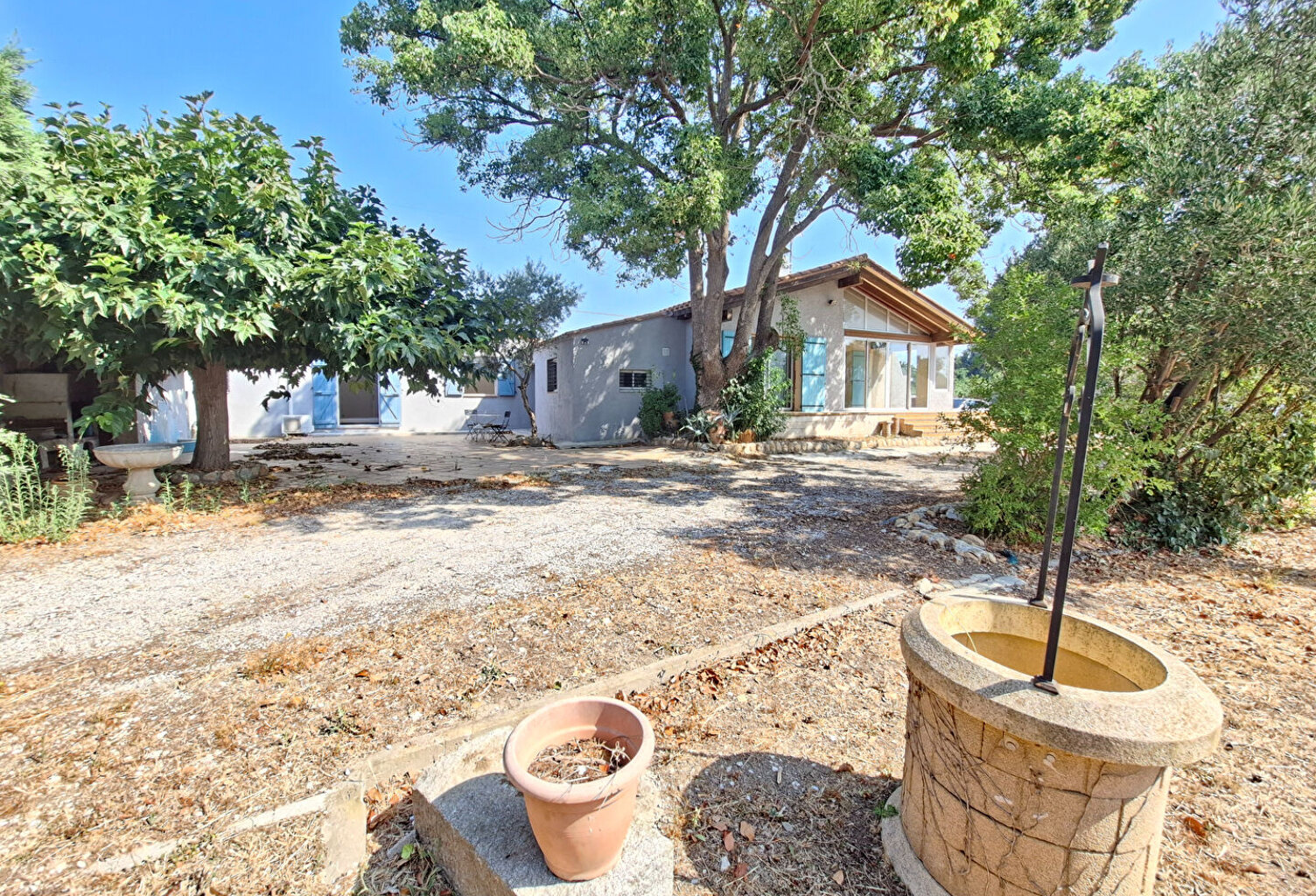 Perpigna Sud Est Maison de Type 4  de145m2 sur 6800m2 de terrain — photo 1
