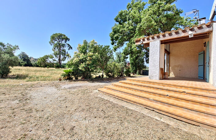 Perpigna Sud Est Maison de Type 4  de145m2 sur 6800m2 de terrain — photo 5