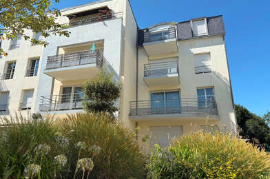Appartement 5 pièces 296800 €