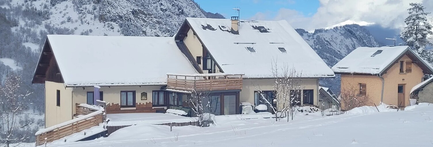 Maison  700 m² à vendre à Valloire (73450)