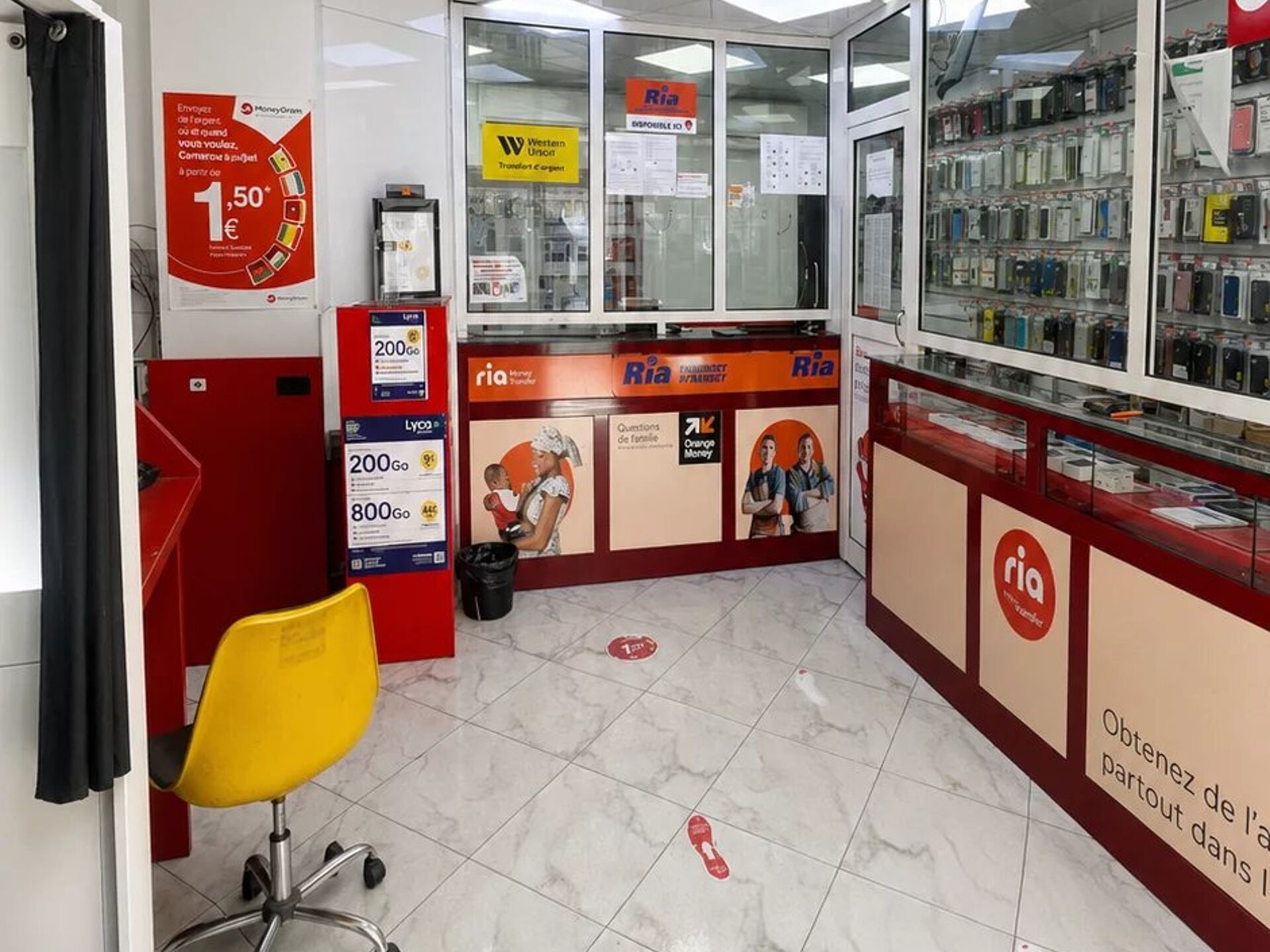 Vente Fonds de commerce 2 pièces à Romainville · 218 900 €
