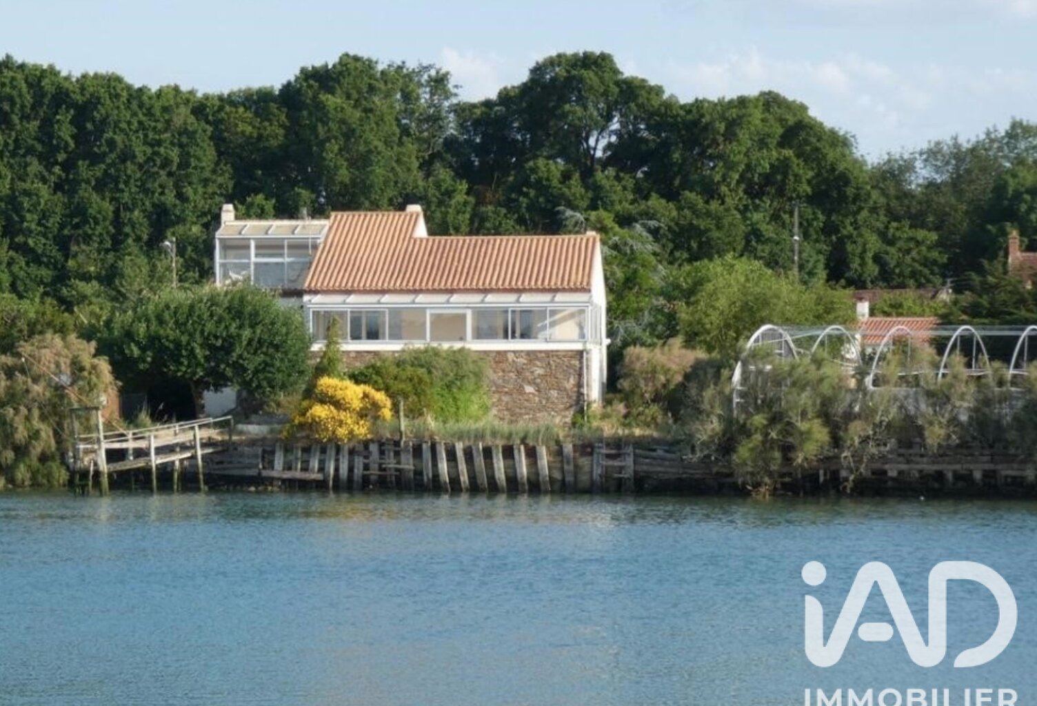 Vente Maison/villa 8 pièces — photo 1