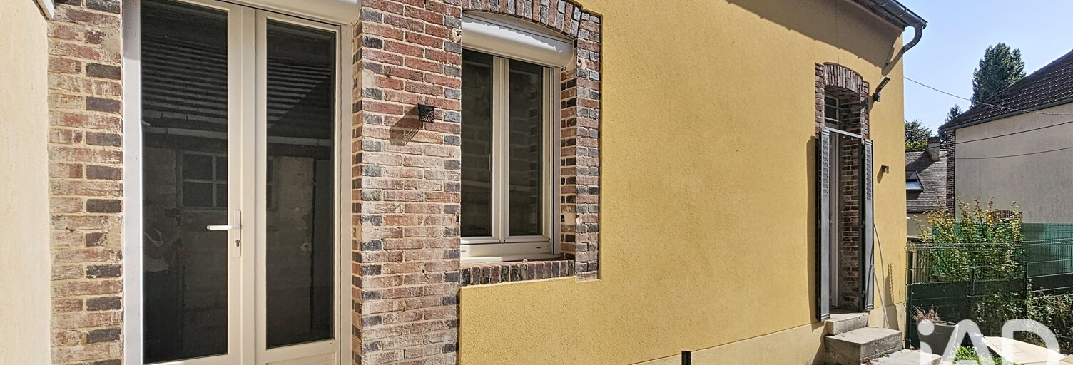 Maison 2 Pièces 50 m² à louer à Saint-Julien-du-Sault (89330)