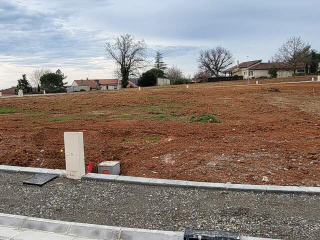 Terrain à bâtir viabilsé 548 m² — photo du bien