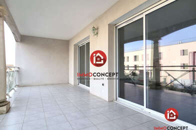 Appartement 3 pièces 810 €