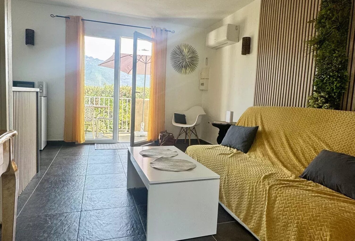 CHARMANT STUDIO DE 24 m² AVEC PISCINE - 20110 PROPRIANO — photo 1