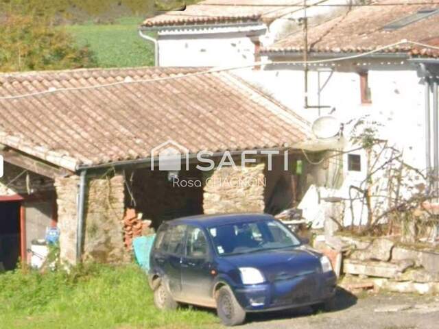 Maison à la campagne — photo du bien