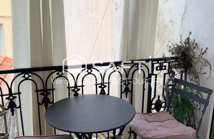 Studio rénové et meublé avec balcon  Cœur de Narbonne — photo 2