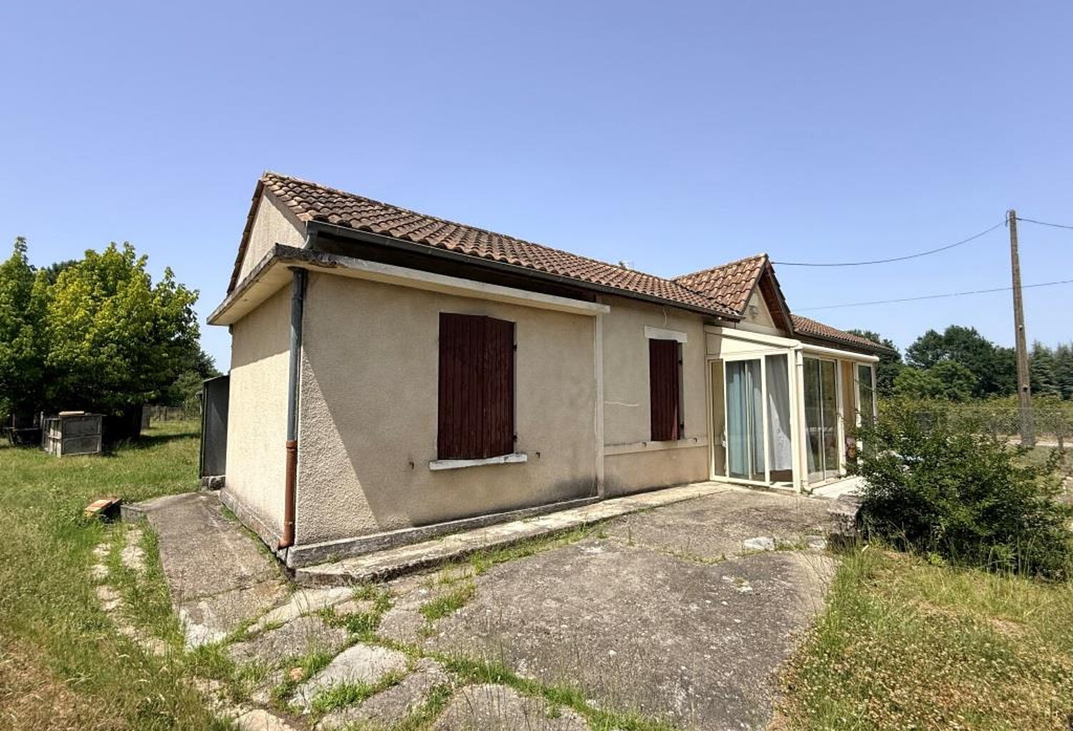 ST YZAN de SOUDIAC MAISON A RENOVER — photo 1
