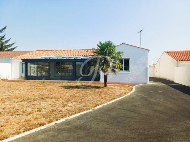 Maison 6 pièces de 119m2 / Terrain 770m2 — photo du bien