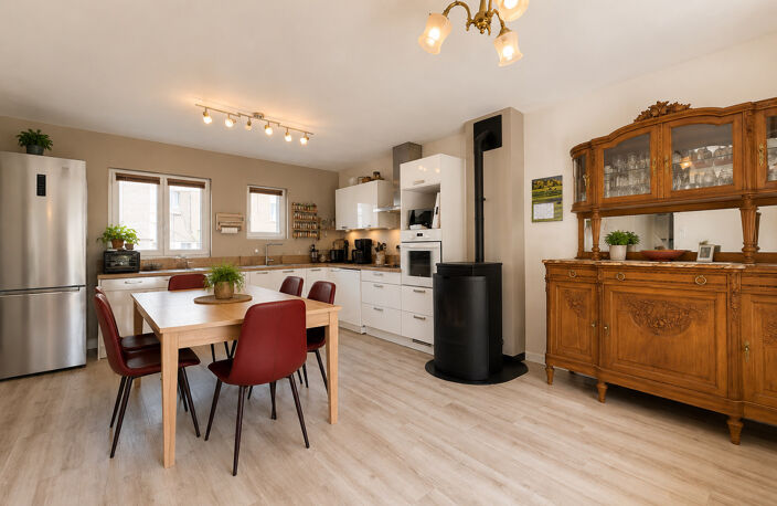 AMIENS - QUARTIER SAINT ACHEUL - MAISON SEMI MITOYENNE - 4 C — photo 3