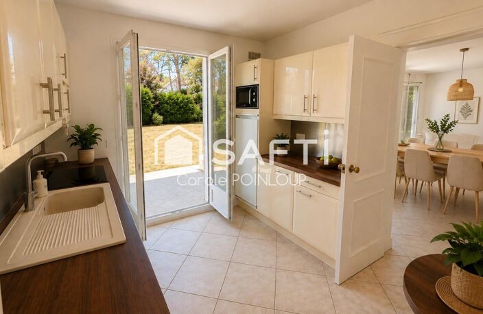 Maison d'environ 147 m² située dans une résidence très recherchée — photo 2