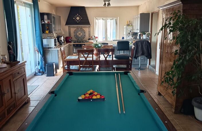MAISON DE CHARME HARMONISEE PAR UN CHALET AU FOND DU JARDIN — photo 4