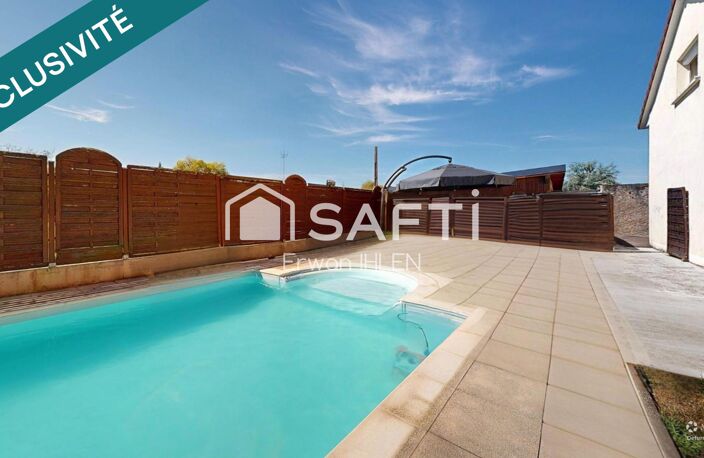 Maison, 200 m2,5 pièces,3 chambres, garage 3 places,piscinne,sur 822 m2 de terrain. — photo 2