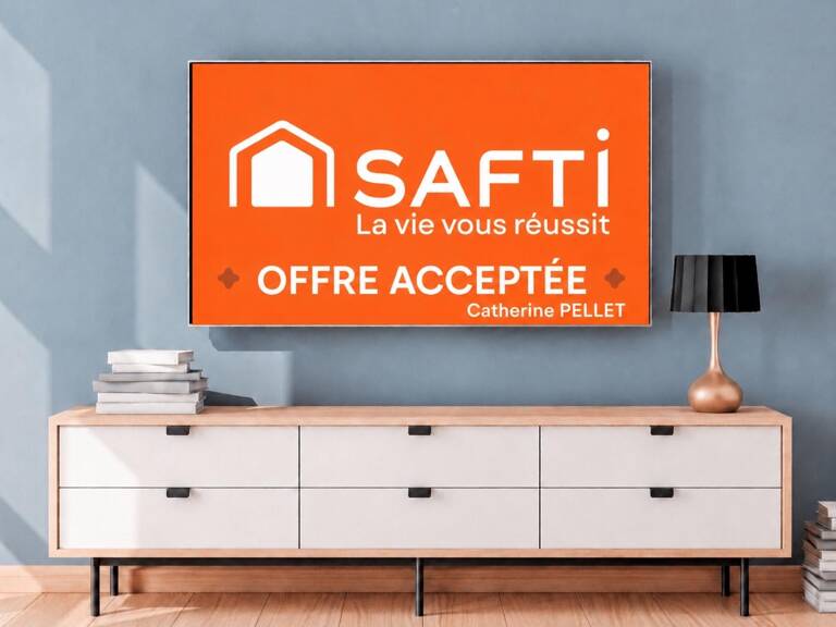 Appartement lumineux avec balcon et parking à deux pas du T9 — photo 1