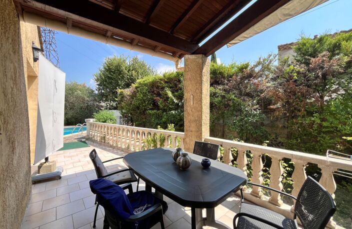 Maison familiale avec 2 suites parentales et piscine — photo 3