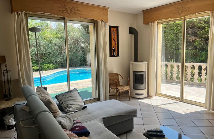 Maison familiale avec 2 suites parentales et piscine — photo 4