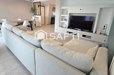 Appartement 4 pièces 275000 €