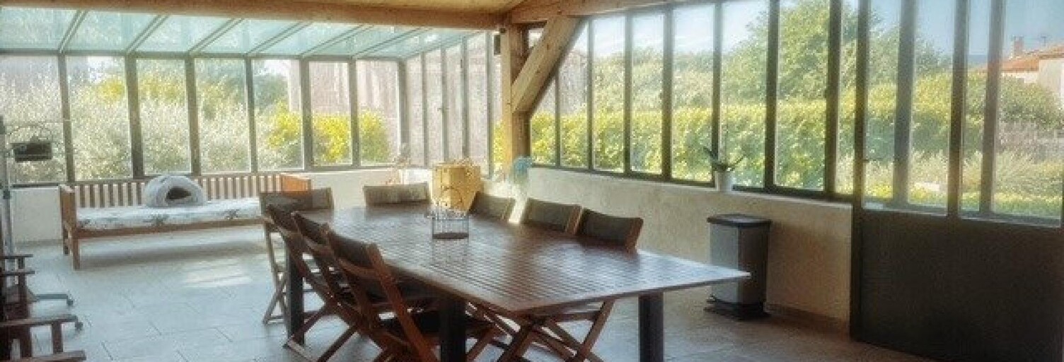 Maison 7 Pièces 192 m² à vendre à Reillanne (04110)