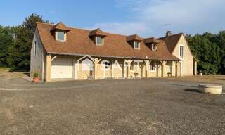 Maison 9 Pièces 202 m² à vendre à Bazouges Cré sur Loir (72200)