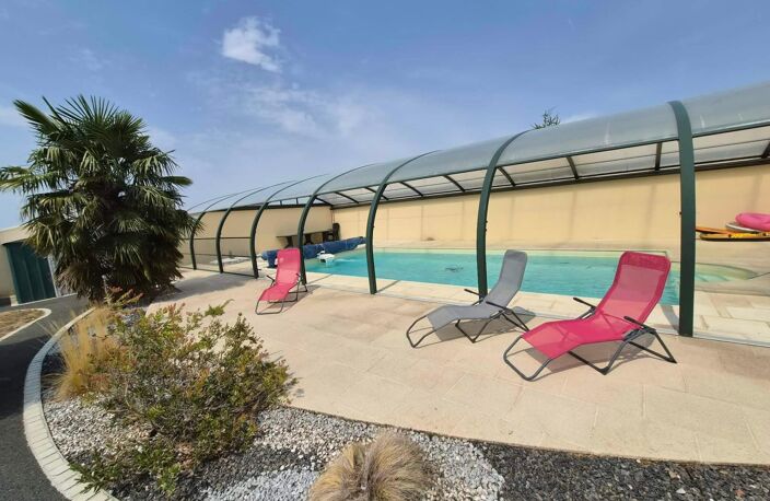 100% Plain-pied, Très belles prestations pour cette demeure contemporaine qui associe modernité, environnement campagnard, accueil bucolique et bien être. — photo 2