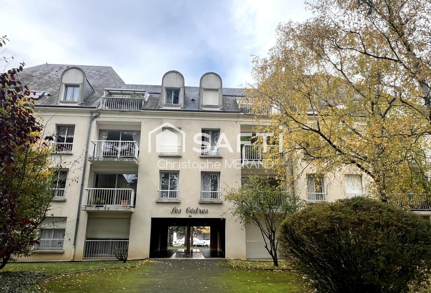 Dans le centre de chatellerault appartement sans Travaux — photo 1