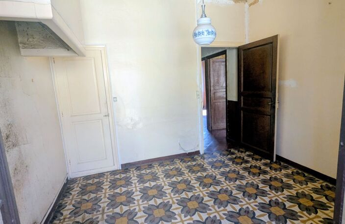 Maison avec annexes et constructible — photo 4