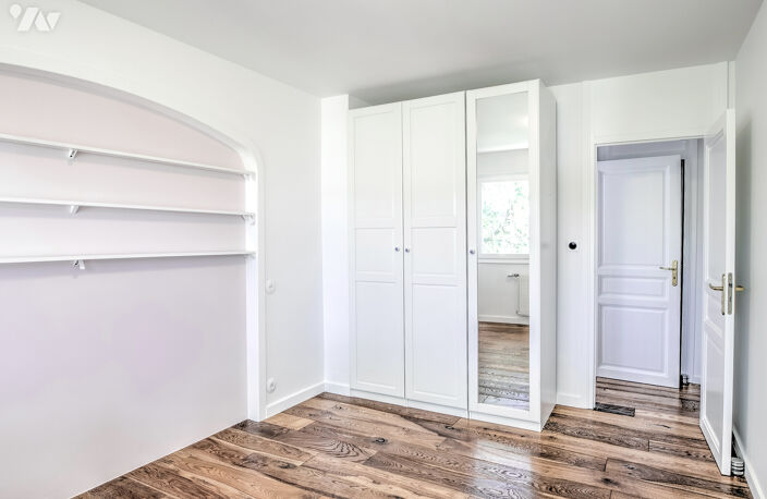 Vente appartement 4 pièces 88 m² Saint-Julien-en-Genevois (74160) — photo 2