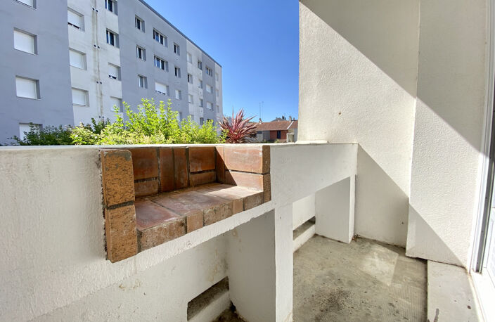 T4 - 1 impasse Madame, NANTES — photo 4