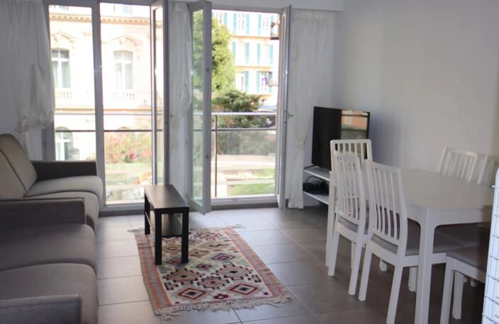 NICE CENTRE VILLE PROCHE NICE ETOILE — photo 4