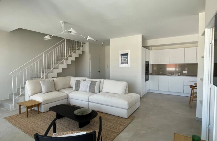 3 PIECES DUPLEX DERNIER ETAGE PROCHE PORT — photo 3