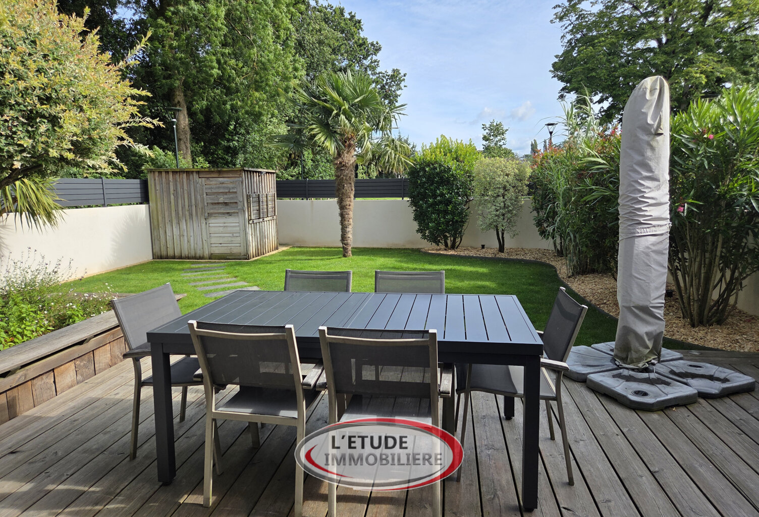 STE PAZANNE BOURG : RT 2012 de 2017 114 m2 + garage, terrass — photo 1