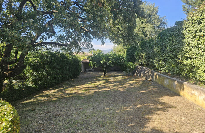 MAISON DE VILLE T7 PISCINE ET TERRAIN — photo 2