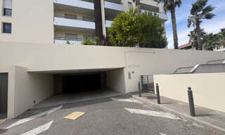 Garage   m² à louer à La Ciotat (13600)
