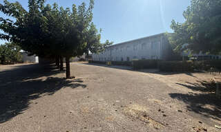 Commerce  228 m² à louer à Avignon (84140)