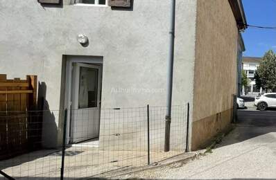 Duplex 40 m² terrasse et place de parking — photo du bien